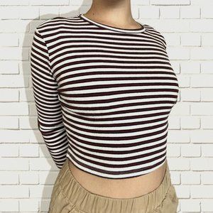 long-sleeved crop F21 crop top (S-L)